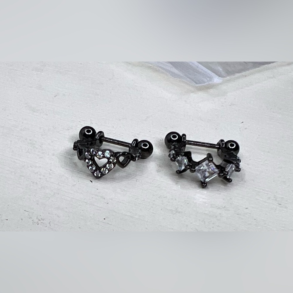Brand New-“Chest” Rings - Picture 3 of 4